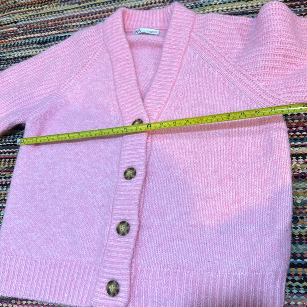 ZARA Bubblegum Pink Cardigan Sweater Fuzzy Soft Feminine Coquette Size medium - Picture 7 of 10